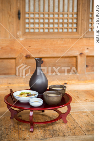 the Korean traditional drinks - rice wine, Makgeolli and others. 124 36596385