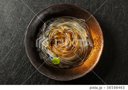 葛きり 和スイーツ kudzu starch noodles japanese dessert 葛きり 和スイーツ kudzu starch noodles japanese dessert 36598463