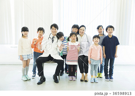 小学生 健康診断 小学生 健康診断 36598913