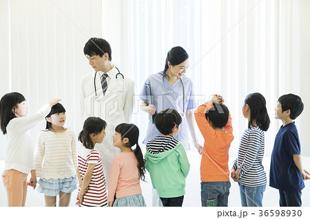 小学生 健康診断 小学生 健康診断 36598930