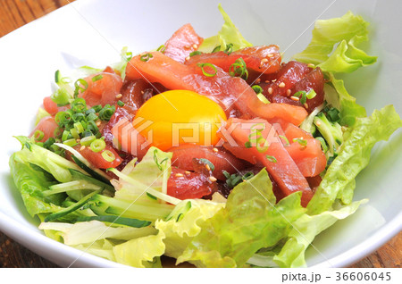 生鶏肉のユッケ 36606045