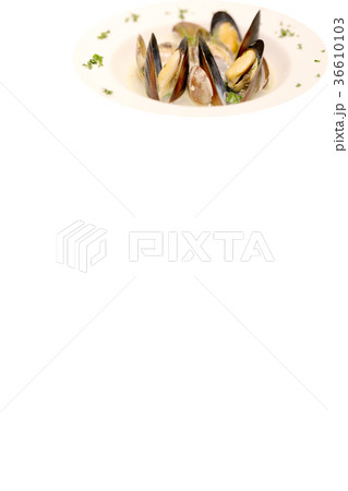 貝料理 あさりとムール貝の香草白ワイン蒸し 36610103