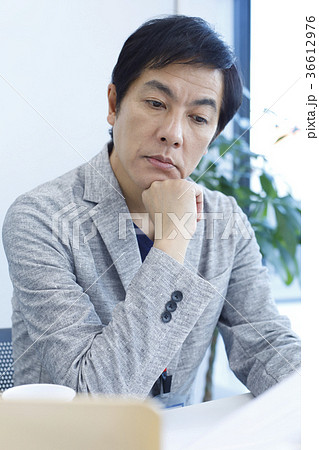 ミドルビジネスマン 36612976