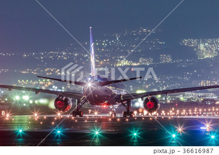 夜の離陸機２　伊丹空港千里川土手　練炭ジェット 36616987