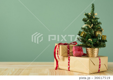 Christmas backgrounds 2018 36617519