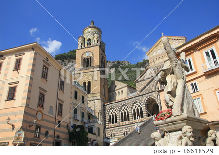 アマルフィ大聖堂 イタリア の写真素材
