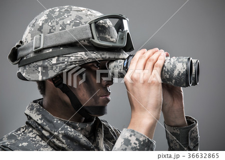 軍人 軍服 ヘルメット 36632865
