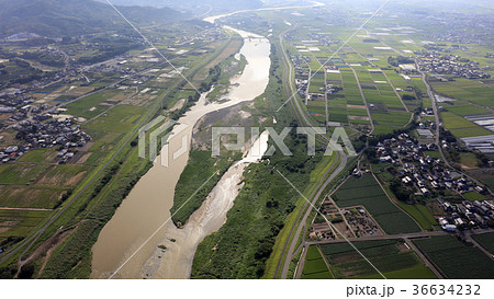空撮　2017年9月9日撮影_九州北部豪雨後の濁った筑後川 36634232