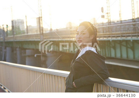 女性 女 女の子 36644130