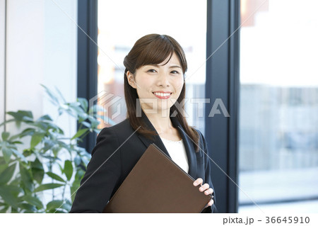 ビジネスウーマン 36645910