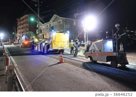 夜間道路舗装工事 夜間道路舗装工事 36646252