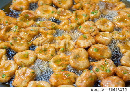 Deep fried fish cake 36648056