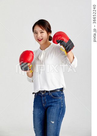 女性 ボクシング グローブ 36652240