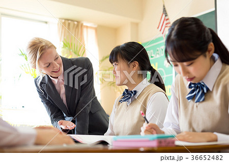 中学生 英語の授業 高校生 中学生 英語の授業 高校生 36652482