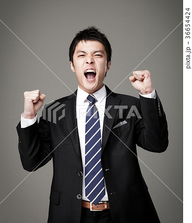 ビジネスマン 男 男性 36654424