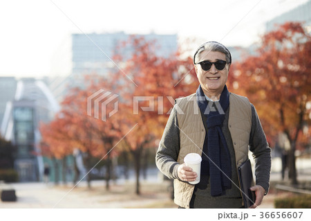 秋 男 男性 36656607