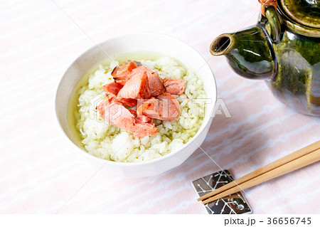 鮭茶漬け 36656745