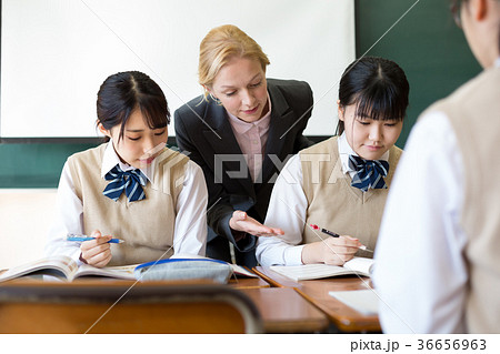 中学生 英語の授業 高校生 中学生 英語の授業 高校生 36656963