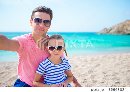 Young father and little kid taking selfie photo on 36663024