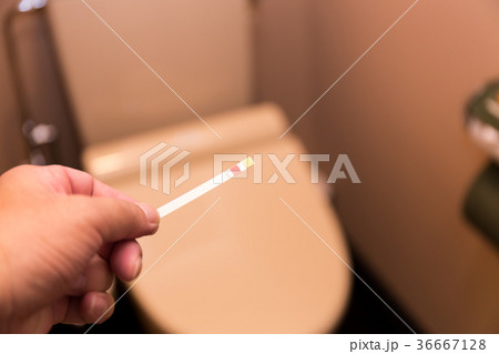 尿検査　セルフチェック 36667128