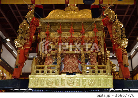 祇園祭　三基の大神輿　東御座 36667776