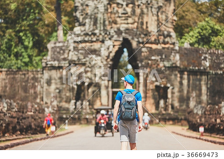 Traveler in the ancient city 36669473