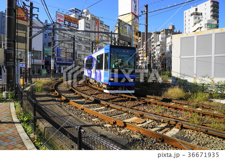 11月　都電荒川線02大塚駅前カーブ 36671935