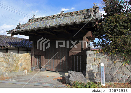 青柳家の旧松本城大手門　安曇野市有形文化財 36671958