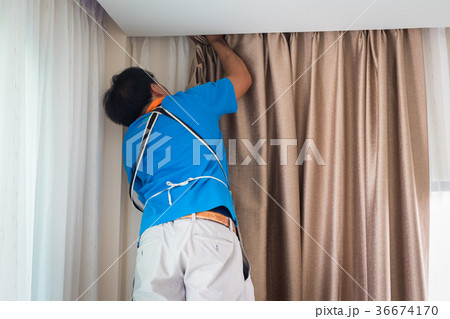 Handy man home Installation and repair service  36674170