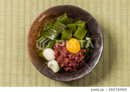 抹茶ゼリー　和風スイーツ　Green tea agar jelly Japanese sweet 36676960