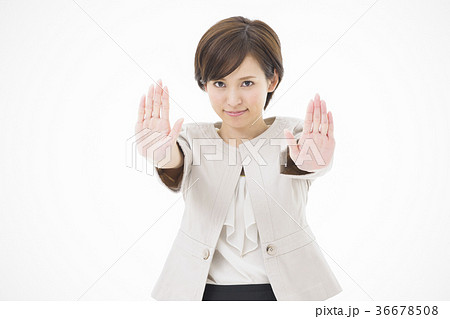 ビジネス 女性 若い女性 ビジネスマン ビジネス 女性 若い女性 ビジネスマン 36678508
