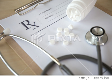 medicine doctor patient healthcare concept medicine doctor patient healthcare concept 36679196
