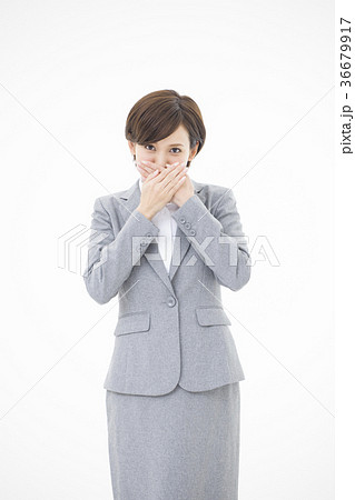 女性 ビジネス 若い女性 女性 ビジネス 若い女性 36679917