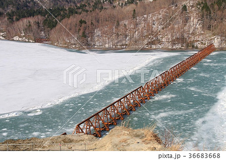 水没前の三弦橋(下夕張森林鉄道) 水没前の三弦橋(下夕張森林鉄道) 36683668