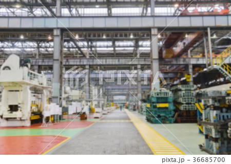Blurred or defocused modern manufacturing factory Blurred or defocused modern manufacturing factory 36685700