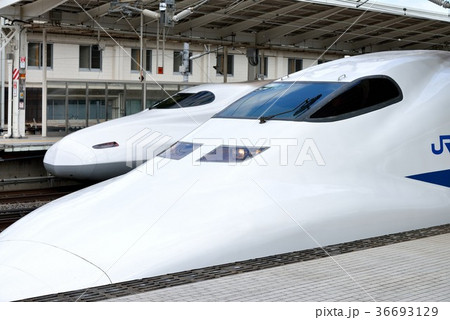 700系とN700系の並び 36693129