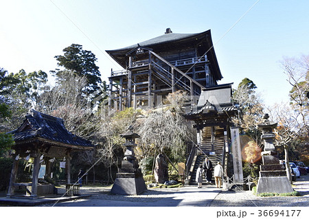 安産祈願（子授かり）笠森寺 (かさもりじ) 笠森観音　日本唯一の四方懸造り建築の国宝で重要文化財 36694177
