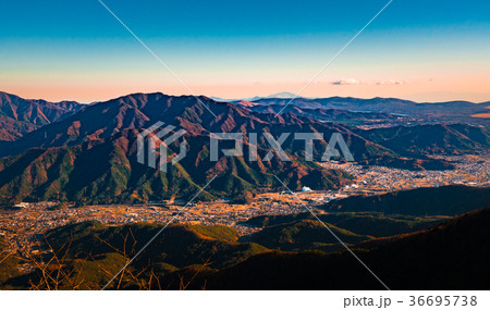 三つ峠山頂からの秋風景 36695738
