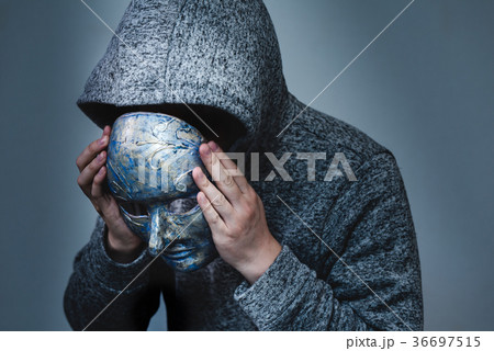 仮面男 36697515