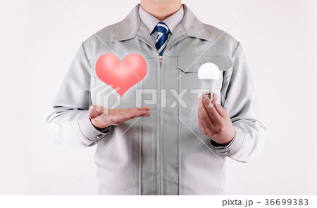 作業着 電球 ハート 36699383