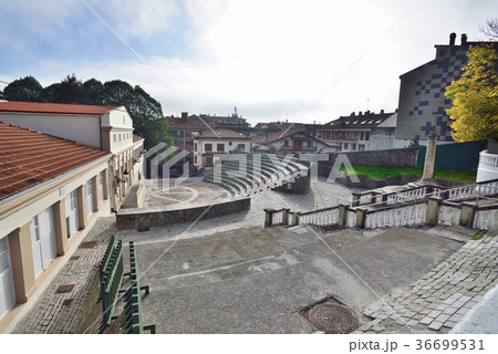 スペイン　バスク地方街並み 36699531