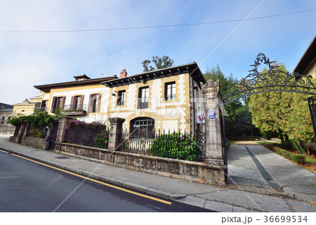 スペイン　バスク地方街並み 36699534