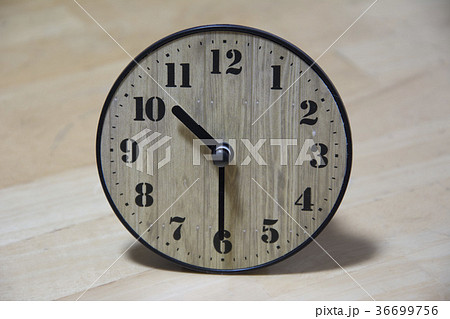 アナログ時計 36699756