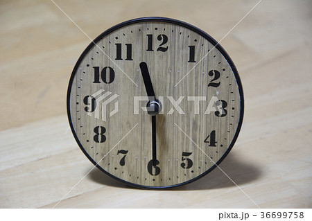 アナログ時計 36699758