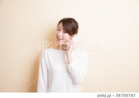 女性　ポートレート 36700787