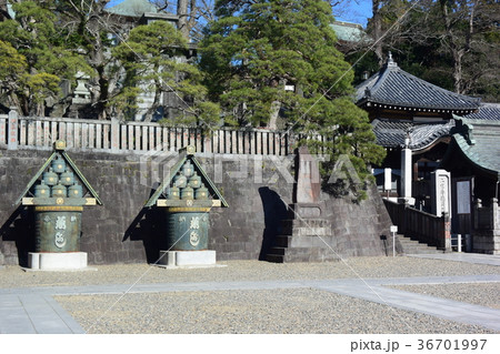 成田山新勝寺　雨水桶 36701997