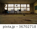 忘れ去られた机 36702718