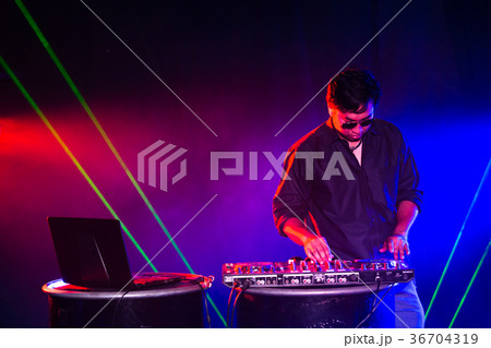 Dj was remix music in pub 36704319