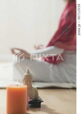 36712038