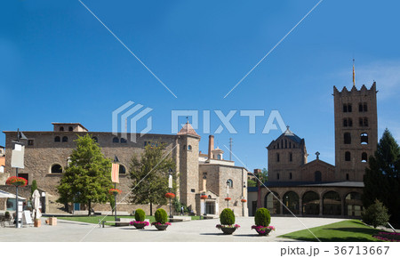 Benedictine Monastery of Santa Maria de Ripoll, Catalonia Benedictine Monastery of Santa Maria de Ripoll, Catalonia 36713667
